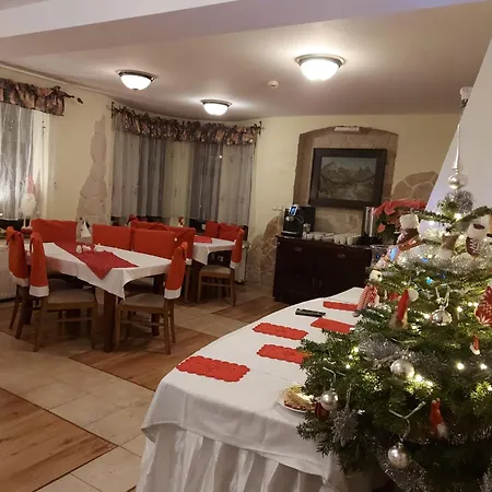 Słoneczna Róża Ze śniadaniami