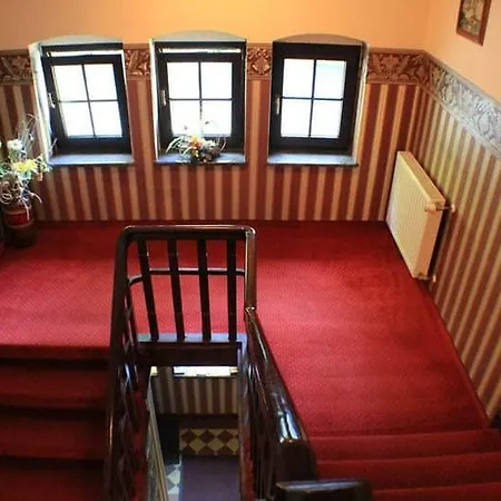 Słoneczna Róża Ze śniadaniami 3*