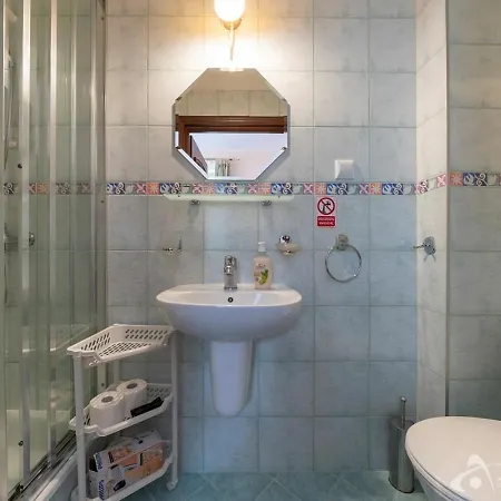 Bed & Breakfast Sloneczna Roza Ze Sniadaniami 3*