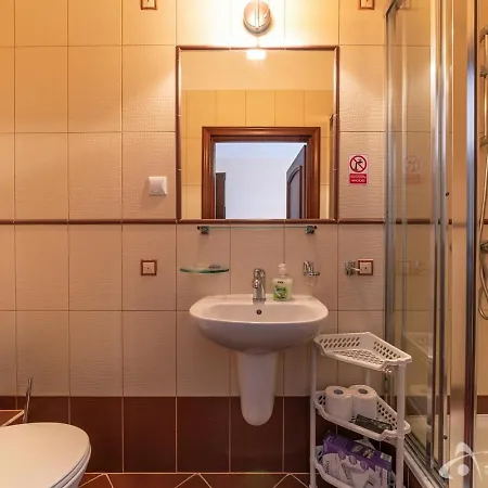 Słoneczna Róża Ze śniadaniami Alojamento de Acomodação e Pequeno-almoço 3*