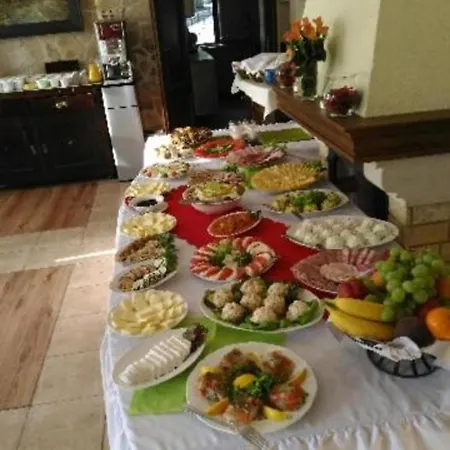 Bed & Breakfast Willa Sloneczna Roza Sniadanie Parking W Centrum Szklarska Poreba