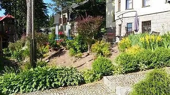 Bed & Breakfast Sloneczna Roza Ze Sniadaniami 3*