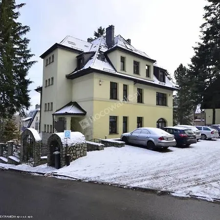 Bed & Breakfast Willa Sloneczna Roza Sniadanie Parking W Centrum Szklarska Poreba