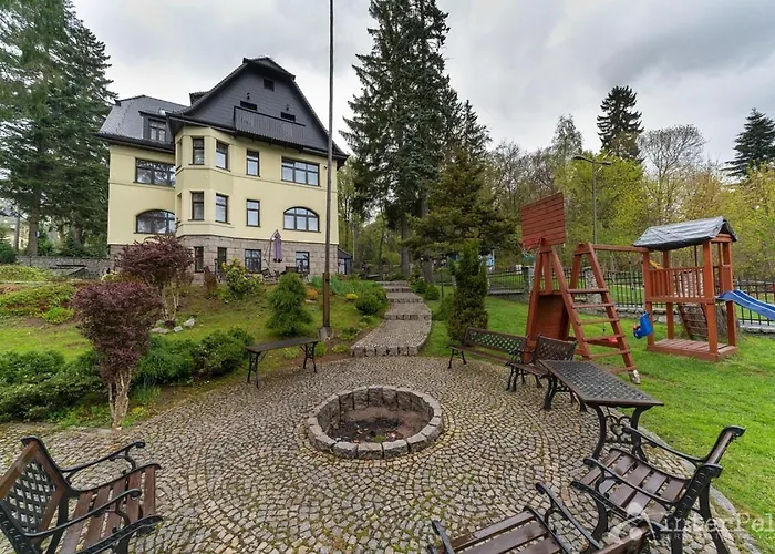 Ze Sniadaniami Sloneczna Roza Bed & Breakfast 3*