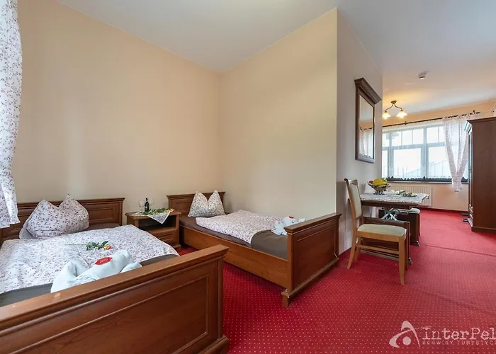 Ze Sniadaniami Sloneczna Roza Bed & Breakfast